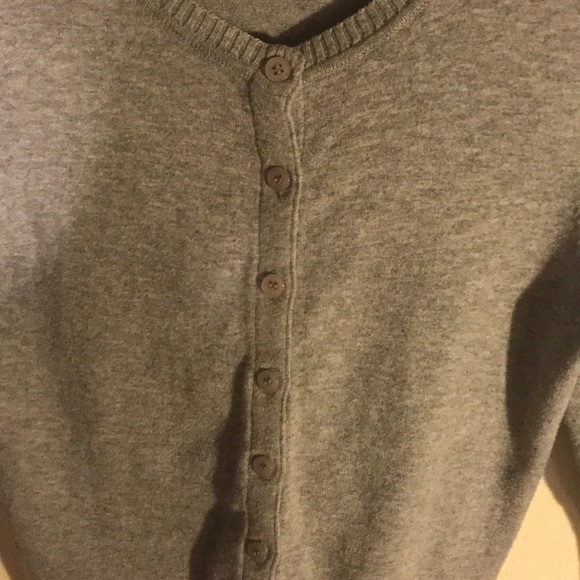 grey sweater - Picture 4 of 5